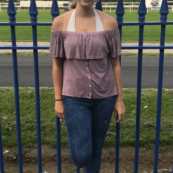 American Eagle Soft and Sexy Off Shoulder Top - Picture 3 of 5